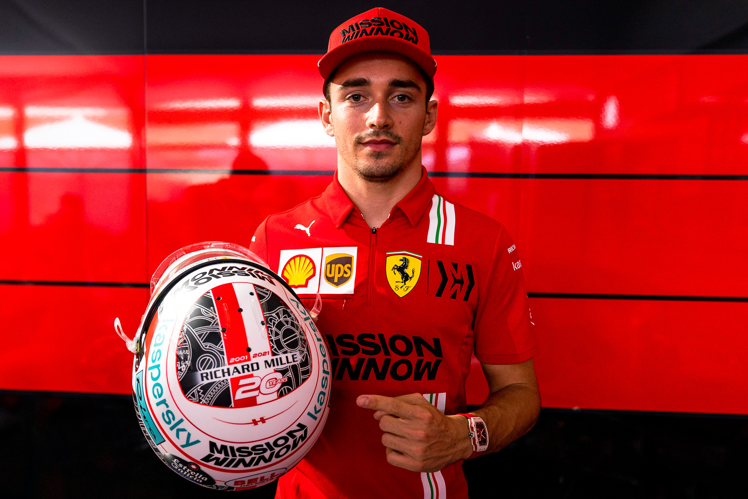Scuderia Ferrari Offizielle Formel 1 Merchandise 2022 Kollektion Charles Leclerc 2022 Team T-Shirt 